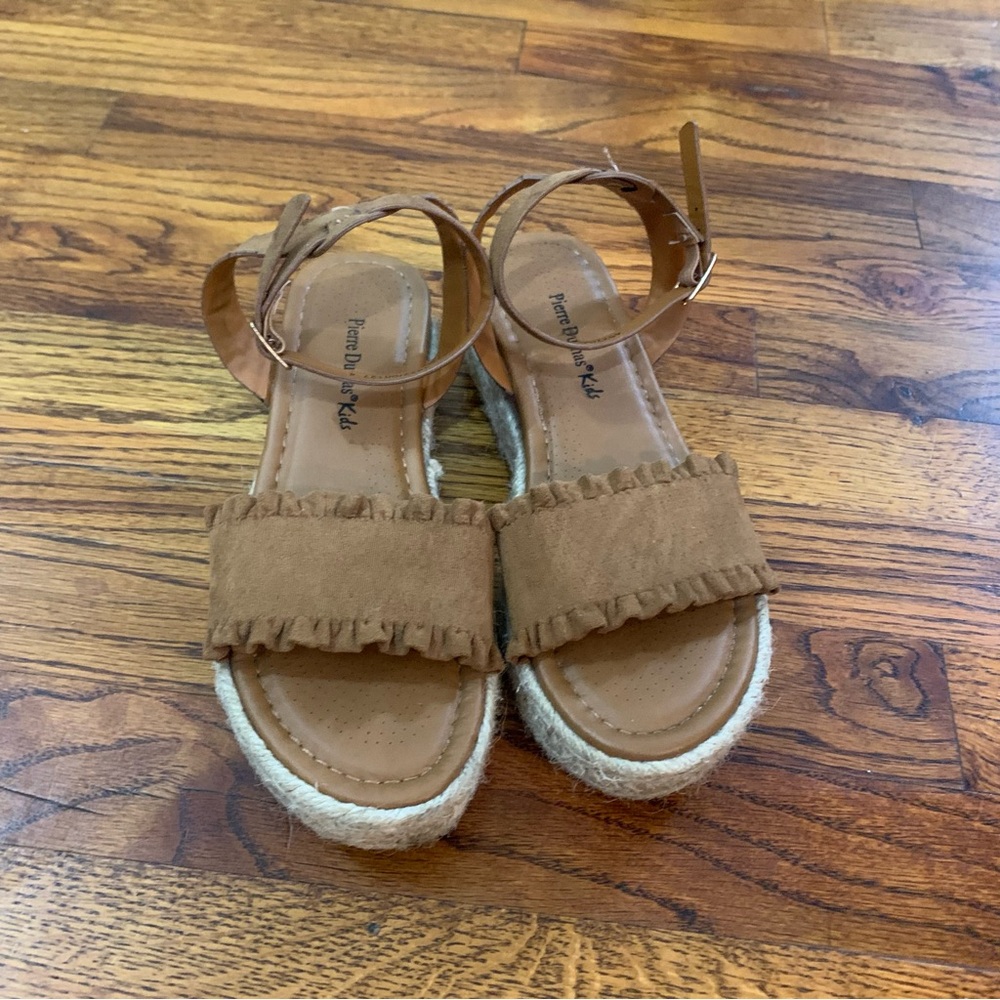 Pierre Dumas Strap Espadrilles Platform Summer Casual Wedges Sandals Shoes
Girls - Picture 5 of 16